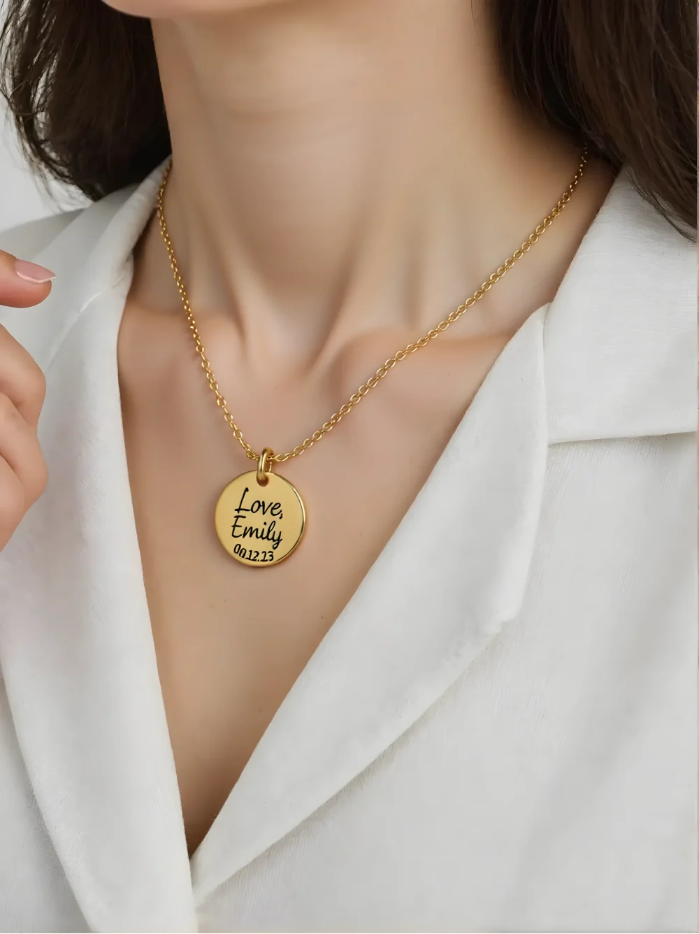 Luxurious Gold Disc Necklace – Personalized Solid Gold Engraved Jewelry - Image 2