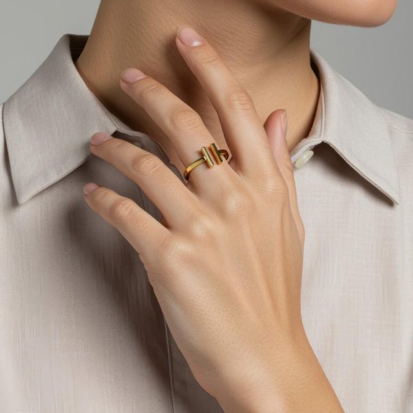 Dazzling Pavé Split Bar Ring | Personalized & Unique Gold Rings