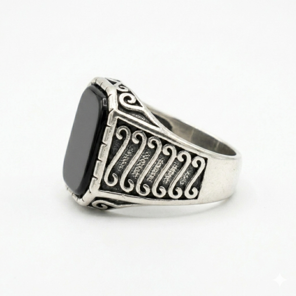 Black Onyx Antique Silver Signet Ring – Ornate Scroll Design