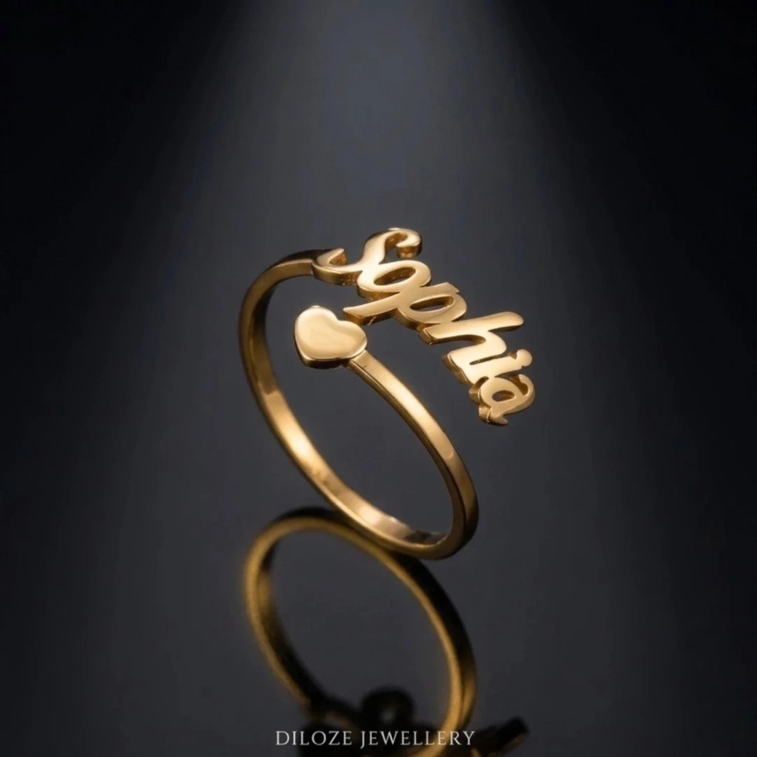 Custom Name Ring in English Script with Heart