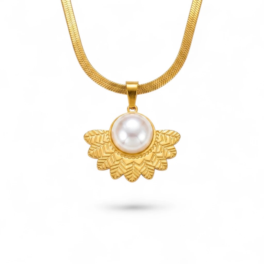 Zenyu Sunburst Fan Necklace